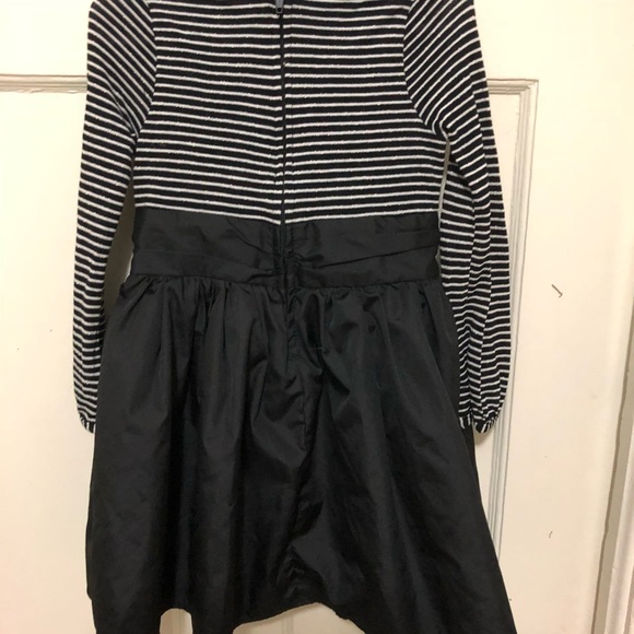 ✨4 for $20 Sale✨Girls 4t dress - Picture 6 of 6